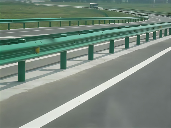云南波形梁护栏在高速公路的应用